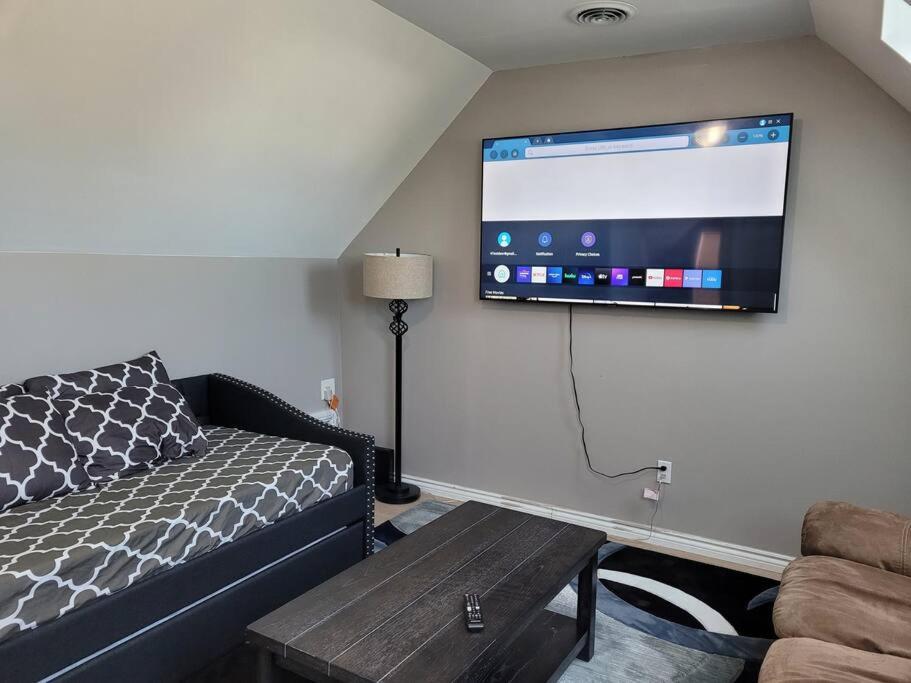 No Chores, 10min To Downtown And 25min To Niagara Falls Appartement