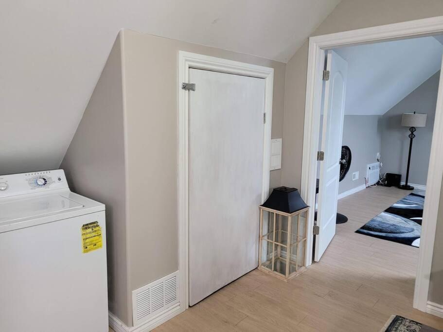 No Chores, 10min To Downtown And 25min To Niagara Falls Appartement Buffalo